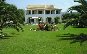 Eleftheria Studios And Apartments