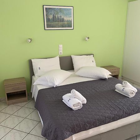 Eleftheria Studios And Apartments Acharavi  Exterior photo