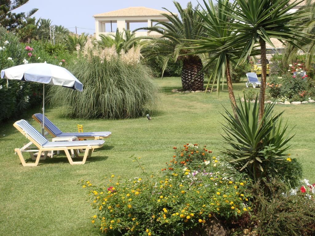 Eleftheria Studios And Apartments Acharavi  Exterior photo